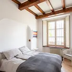 La Maison Des Lions Vacanze Appartement *