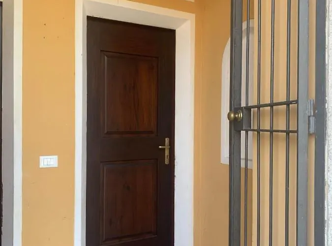 La Maison Des Lions Vacanze Accesso Diretto Localita Apartamento *