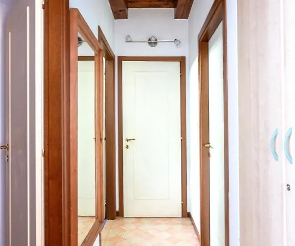 아파트 La Maison Des Lions Vacanze Accesso Diretto Localita 카노비오