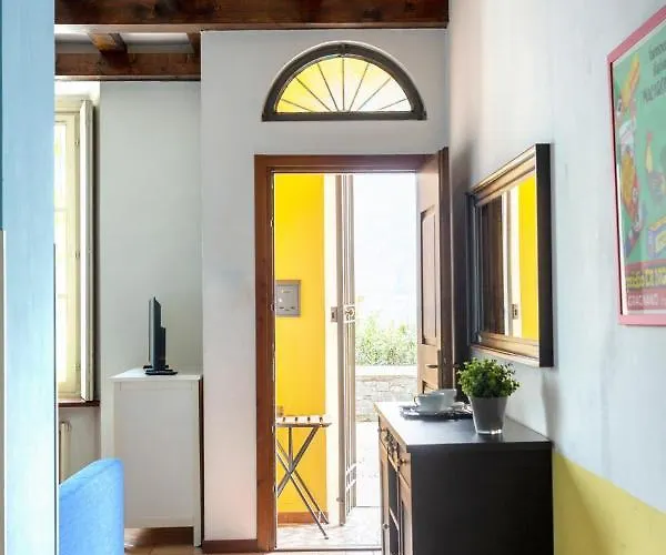 아파트 La Maison Des Lions Vacanze Accesso Diretto Localita *