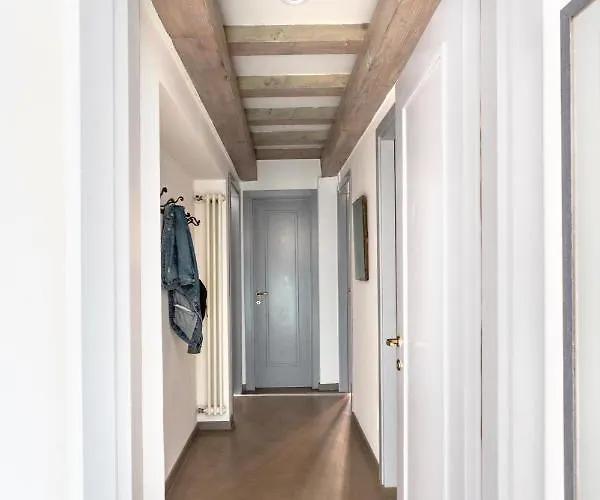 La Maison Des Lions Vacanze Accesso Diretto Localita * 카노비오