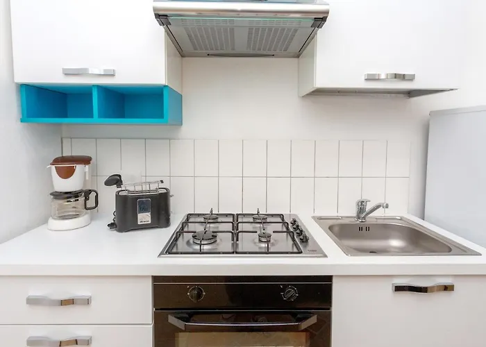 La Maison Des Lions Vacanze Accesso Diretto Localita * 카노비오